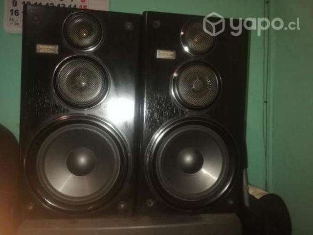Altavoces de 3 vías Technics Modelo SB-CH 900