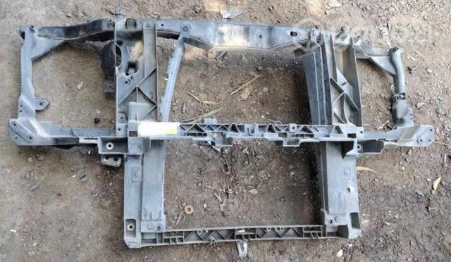 Frontal (JCH009) Jeep Cherokee 3.7 2009