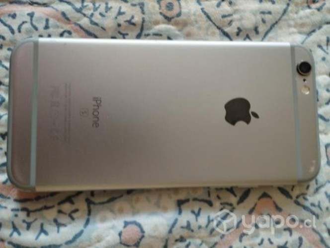 IPhone S con pantalla defectuosa.