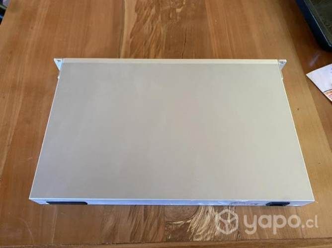 Udm-pro modelo swx-udmpro