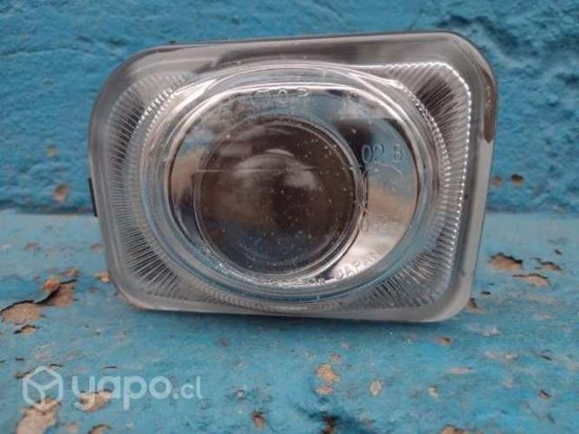 Neblinero der Subaru legacy 2004-2006