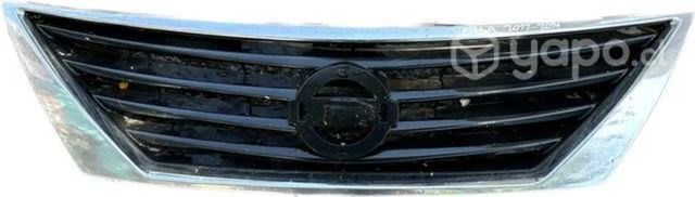 Máscara Nissan versa 2012-2014