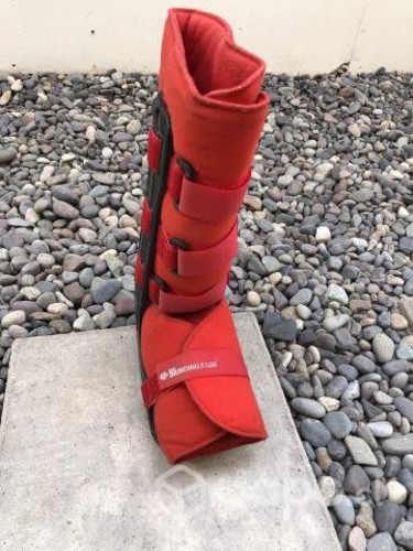 Botas ortopédicas / férula y cabestrillo