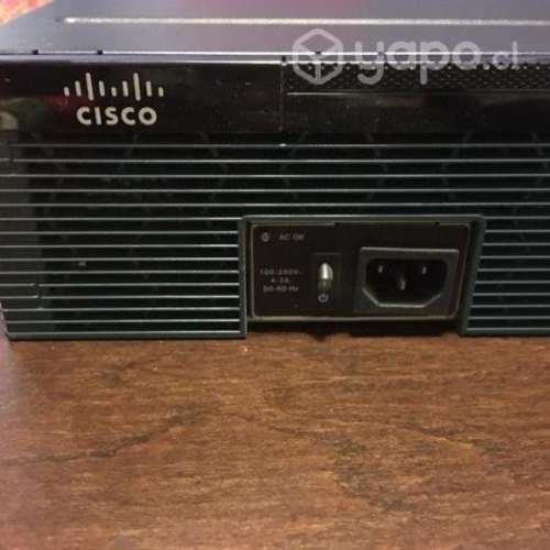 Router Cisco 2921/K9 impecable