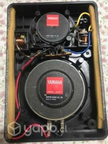 Parlantes Yamaha para vehiculos