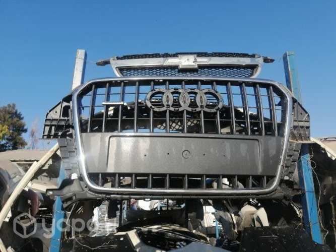 Mascarilla Audii Q3 2015