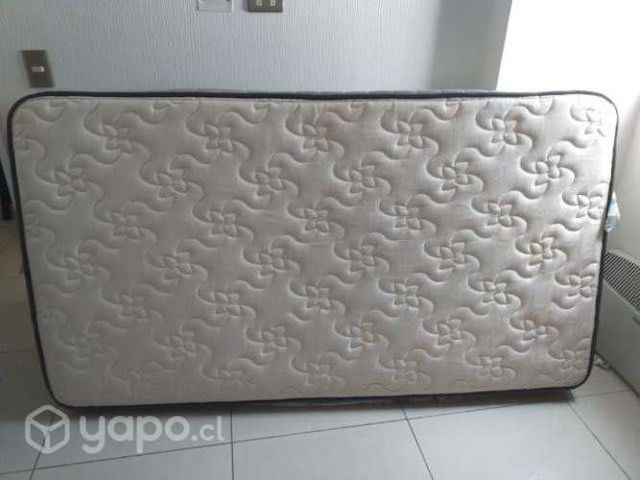 Colchón plaza y media poco uso. Retiro en santiago