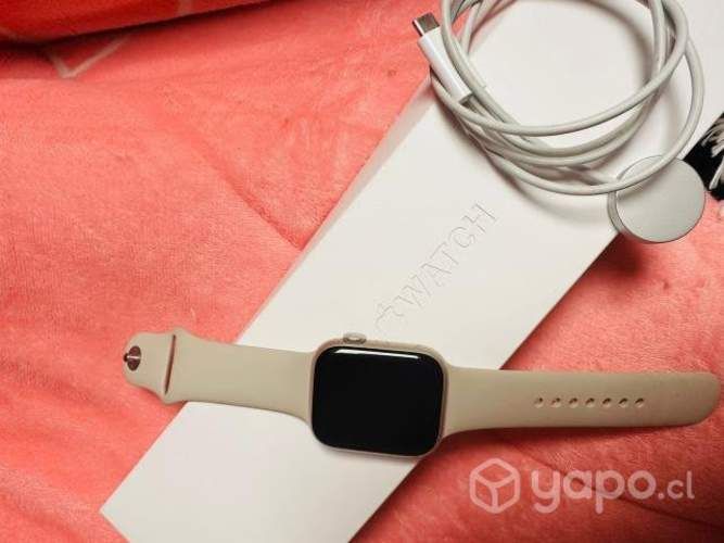 Apple Watch Series 7 (GPS + Cellular, 45mm)