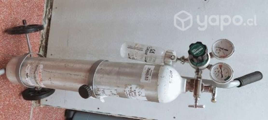 Concentrador de oxígeno y cilindro