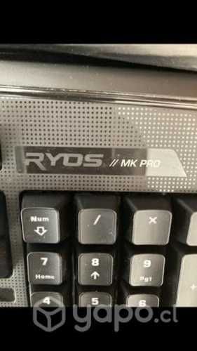Teclado Mecánico Roccat Ryos
