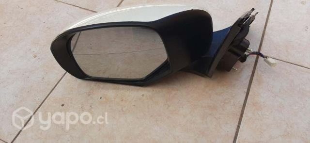 Espejo suzuki Swift 2016