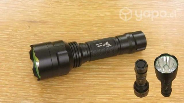 Linterna Ultrafire C8 XML-T6 con pila y cargador