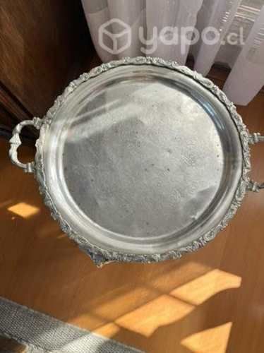 Bandeja de peltre antigua