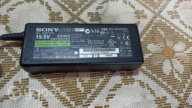Cargador Sony Vio VGP-AC19V37 (Original)