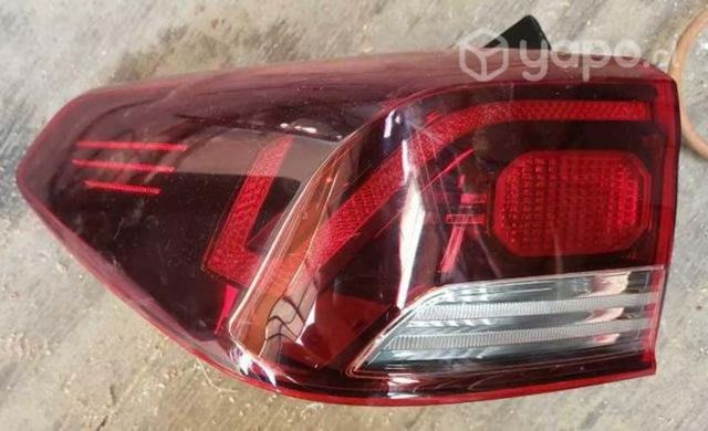 Foco costado izquierdo Sonet 2021 2022 buen estado