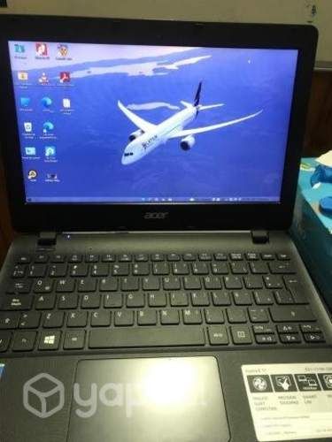 Laptop Acer E 11
