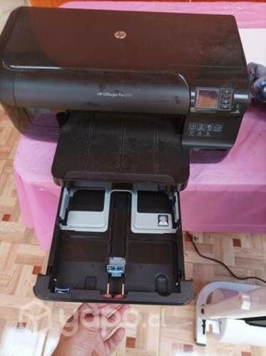 Impresora HP oficcejet 8100 pro