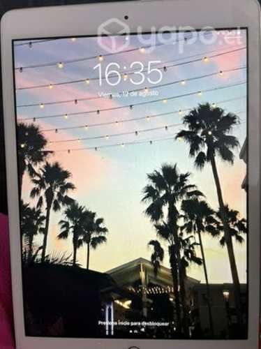 IPad 8va generación + teclado, lápiz y carcasa