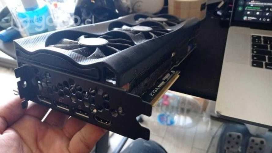 Tarjeta de video EVGA FTW3 Ultra RTX 3090 24GB