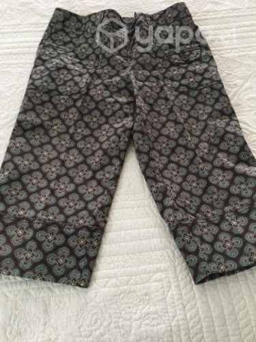 Pantalón LOFT talla 38-40, metros Tobalaba y Colón