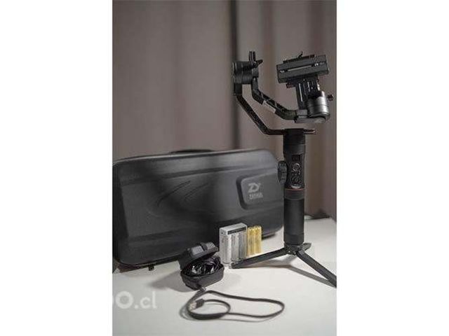 Estabilizador Zhiyun Crane 2 - Como Nuevo