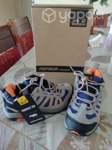 Zapatillas número 30 de niño