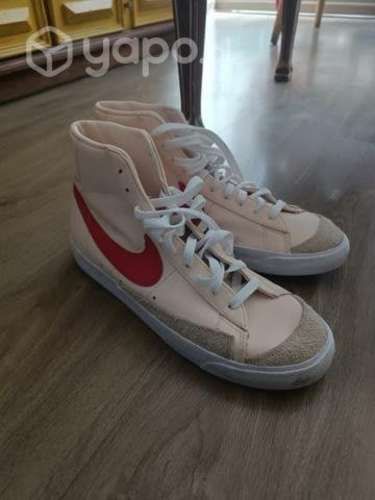 Nike blazer mid 77