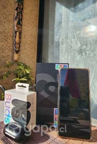 Celular Samsung Galaxy S21 Ultra 5G + Audífonos