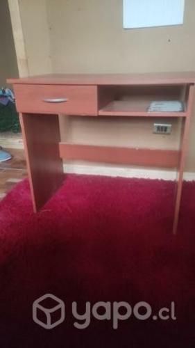 Escritorio en buen estado