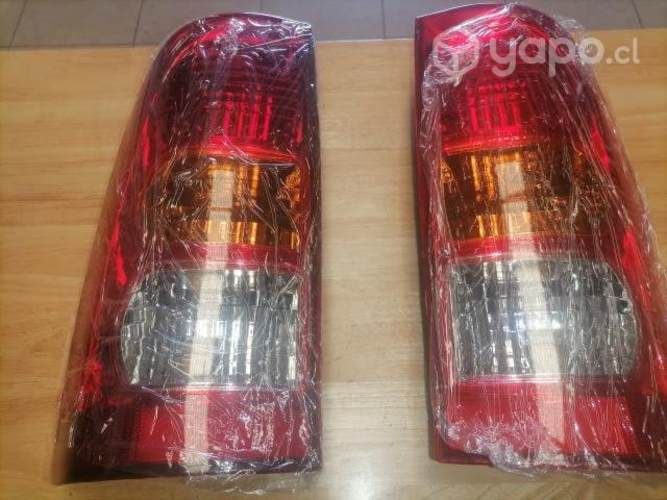 Ultimo día el par focos hilux 2005-2011