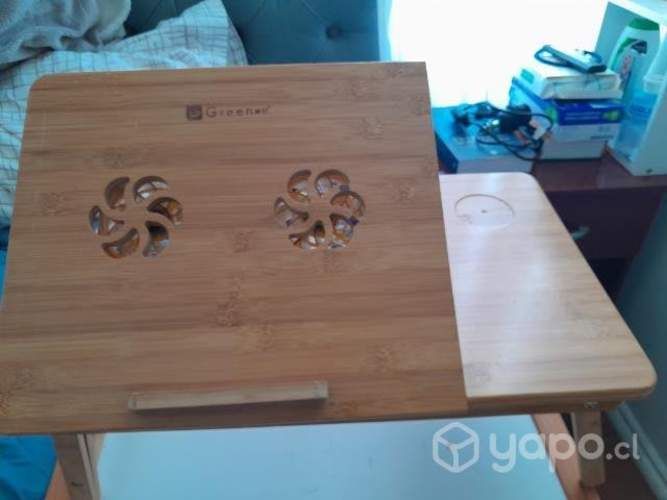 Mesa con ventilador para computador