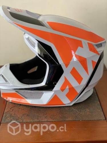Casco fox V1