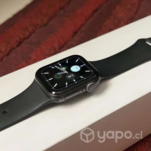 Apple Watch Series 4 40mm Space Gray