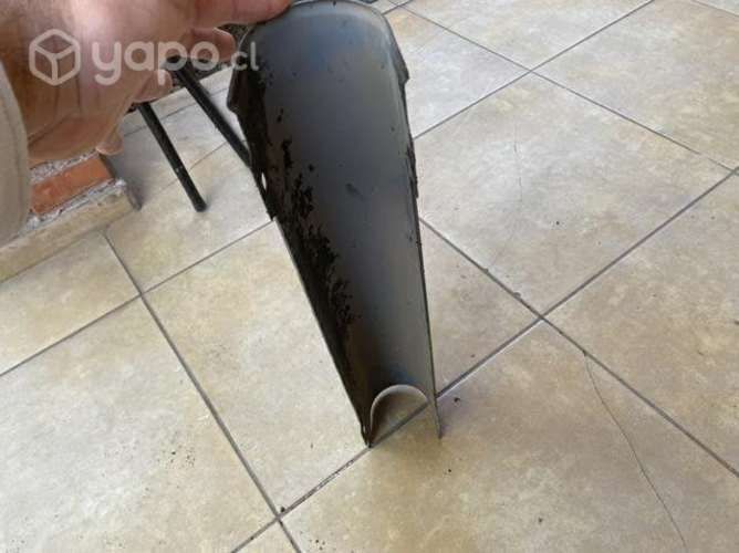 Cubre múltiple escape unimog