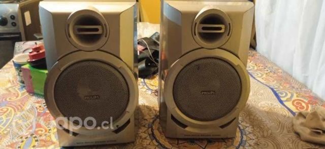 Ambos parlantes Philips
