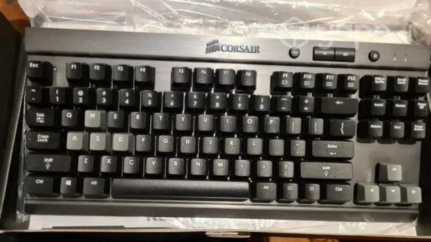 Teclado Corsair Vengeance K65 nuevo