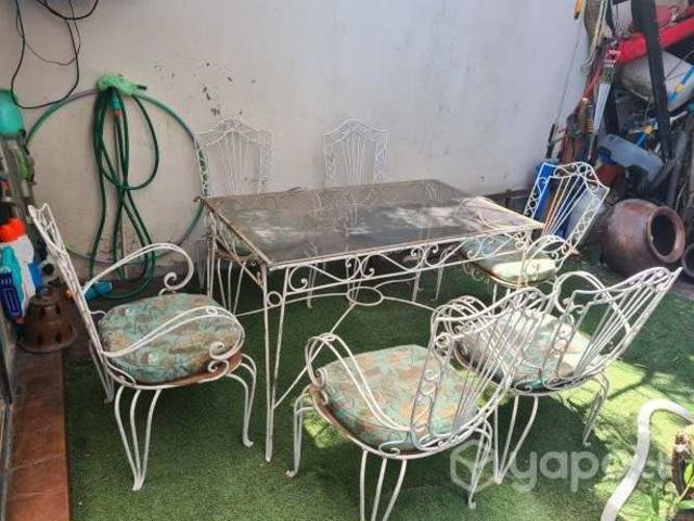 Terraza de acero fundido Antigua