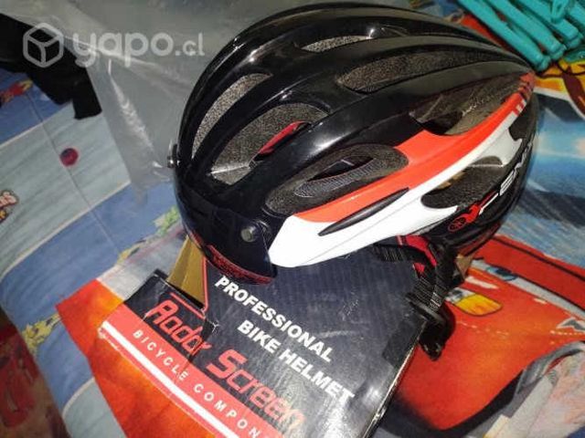 Casco con lentes incorporado