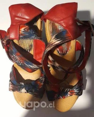 Chalas Multicolor Via Rosmini N° 36 Usadas