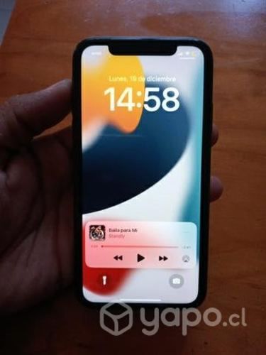 IPhone 11 buen estado 128 gb