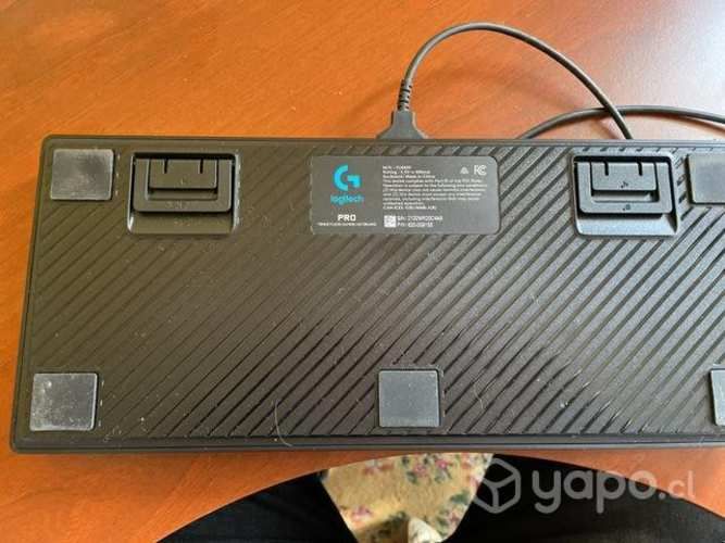 Teclado Gamer Logitech Pro