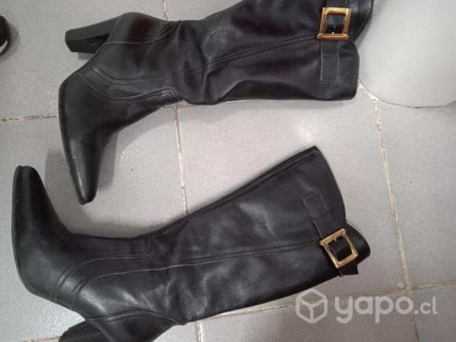 Botas de cuero