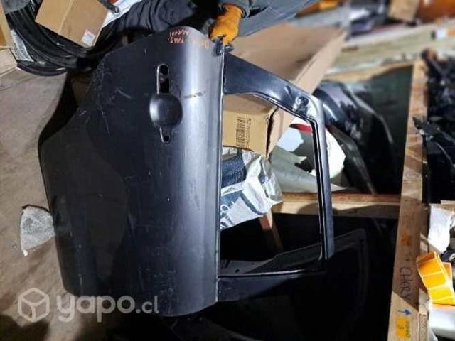 Suzuki baleno 2019 puerta trasera derecha