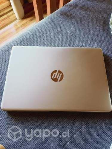 Laptop hp i3 10th