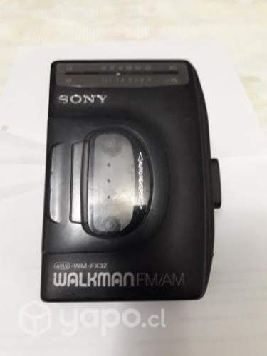 SONY WALKMAN FM /AM AVLS-WM-fx32