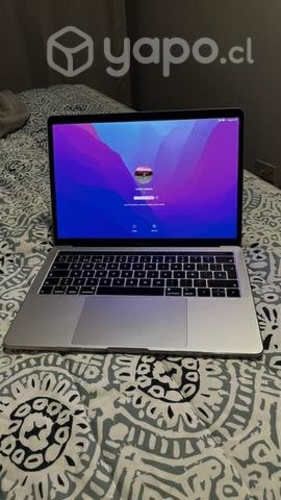Macbook pro touch bar 13" 256 gb 8gb ram 1.4 ghzqc