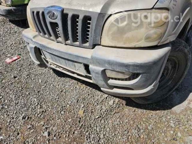 Parachoque mahindra pick up