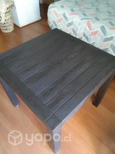 Mesa 80x80 Impecable Prácticamente nueva plastica