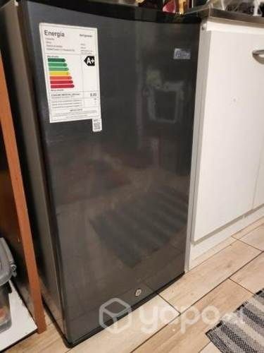 Frigobar Midea 93Lt