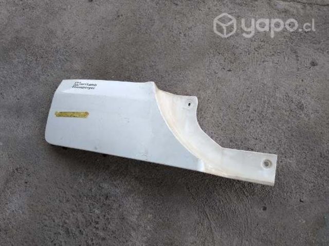 Moldura Portalon Toyota Rav4 06/13